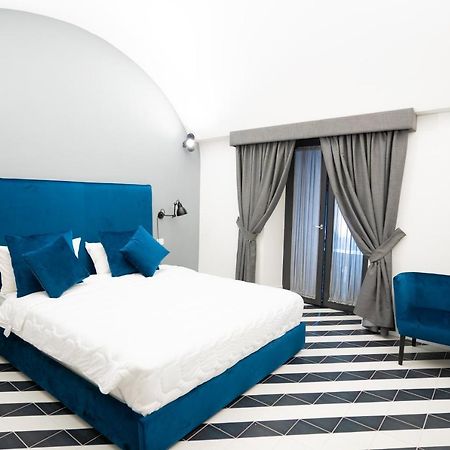 Pulcinella Suite Napoli Bagian luar foto