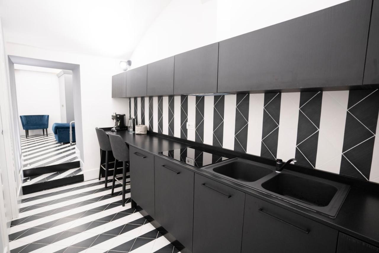 Pulcinella Suite Napoli Bagian luar foto